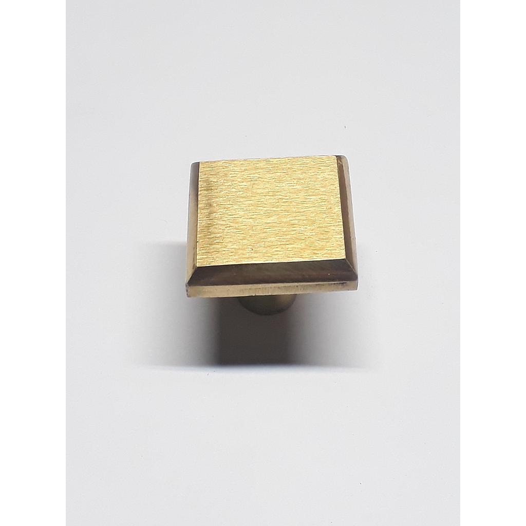 Art.2831-2 Tirador cuadrado 30 mm cepillado