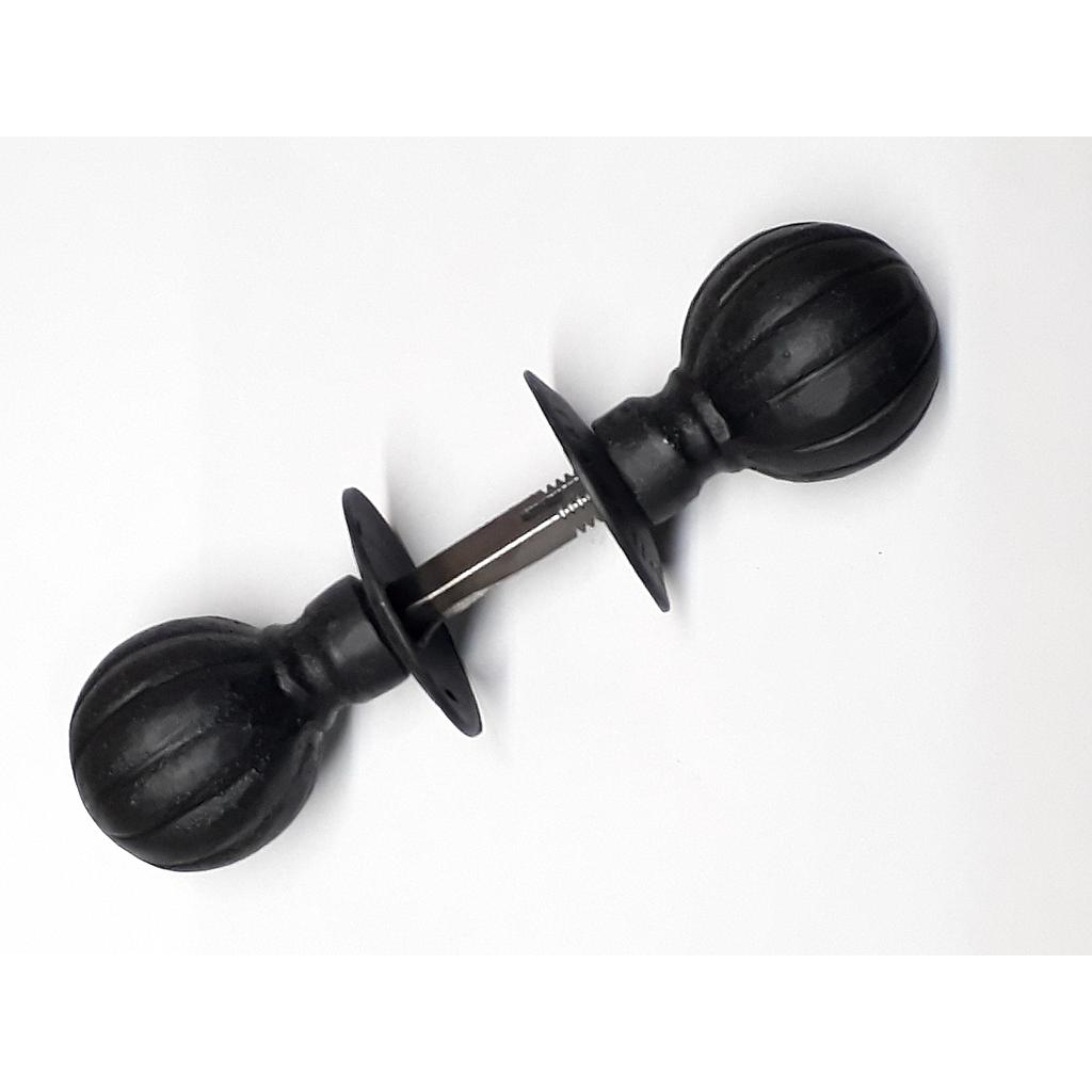 Art.3027-01-CH Doble pomo 45 mm gajo con rosetas negro