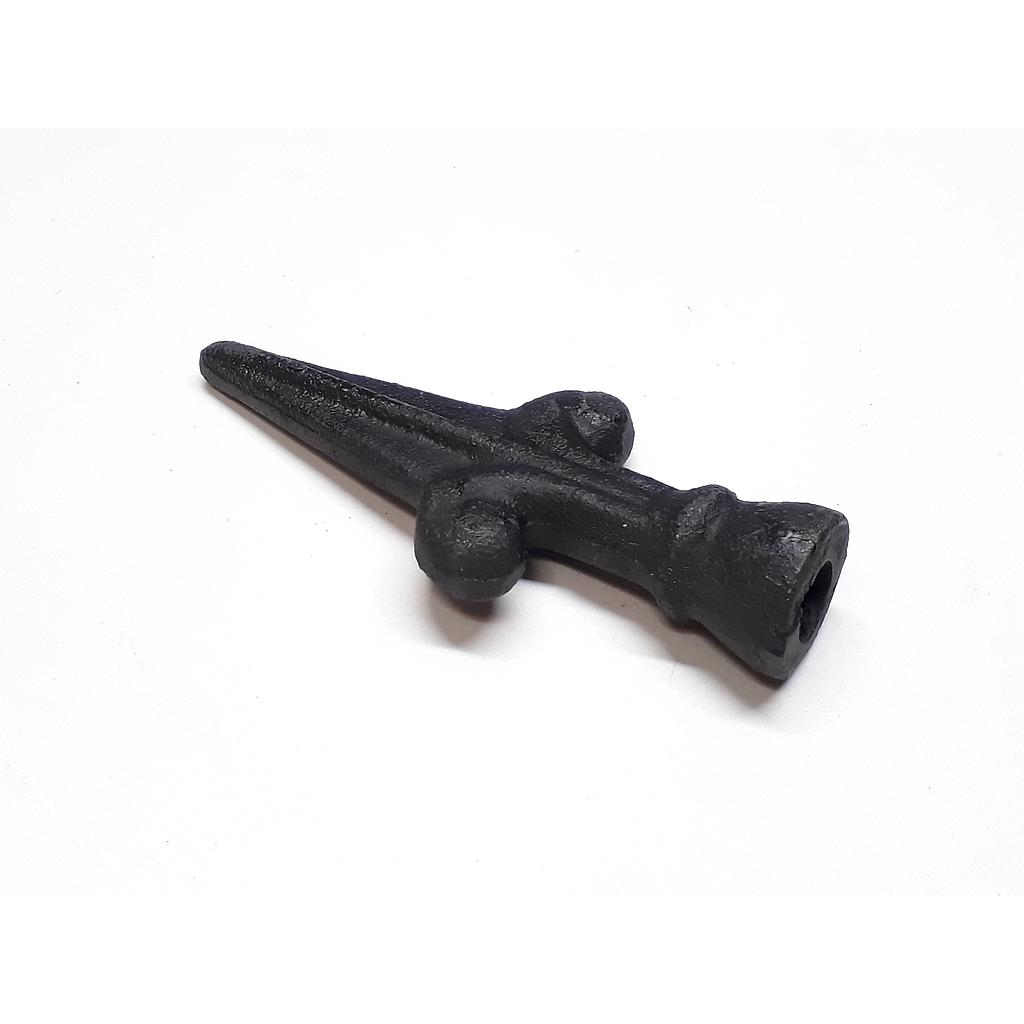 Art.3883 Lanza 130 mm hierro