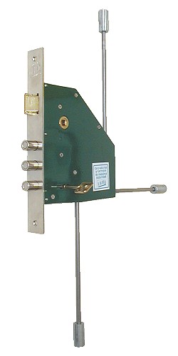 Art.2747/6096  Cerradura tres pernos doble paleta frente hierro niquelado