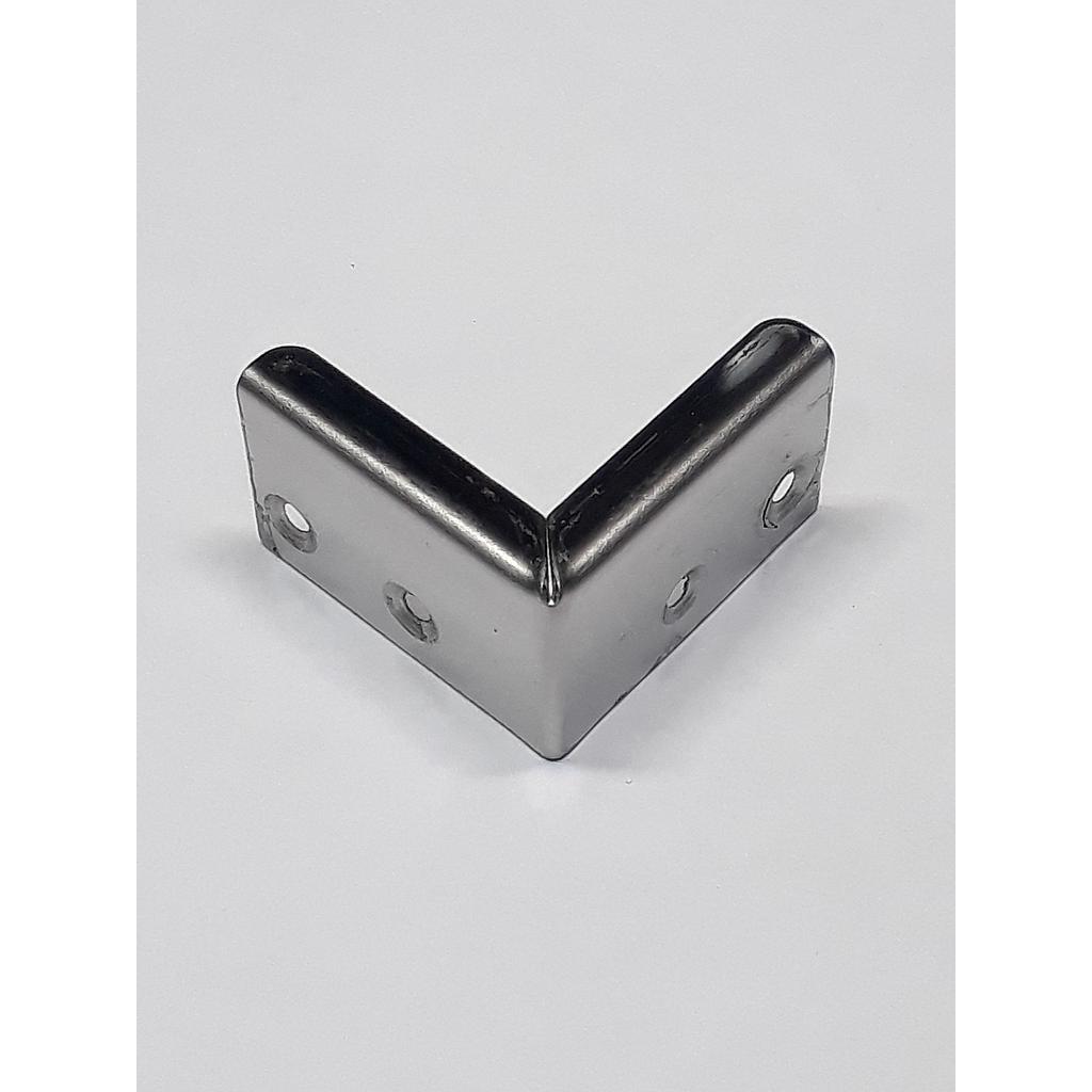 Art.2354-6 Esquinero 30x30x18 mm acero