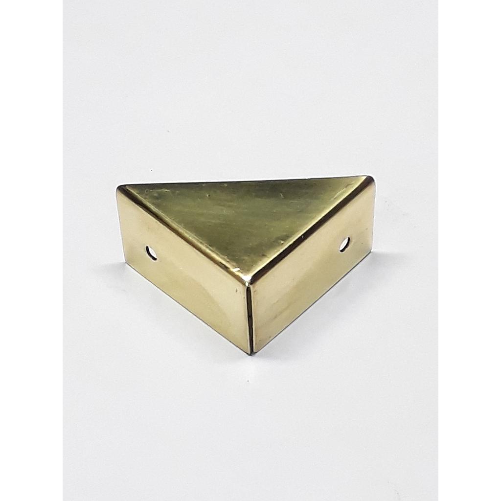 Art.2354/5322 Esquinero con tapa 30x30x18 mm bronce